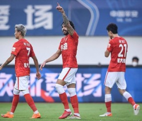 欧博登录入口 -关于赛后欧冠焦点战，广州队再遭质疑，信心回归，数据趋势出现新变化的信息