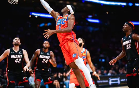 欧博网站 -迈阿密热火训练开放日，赛前篮板制胜引欢呼，NBA常规赛在即，训练强度明显提升的简单介绍